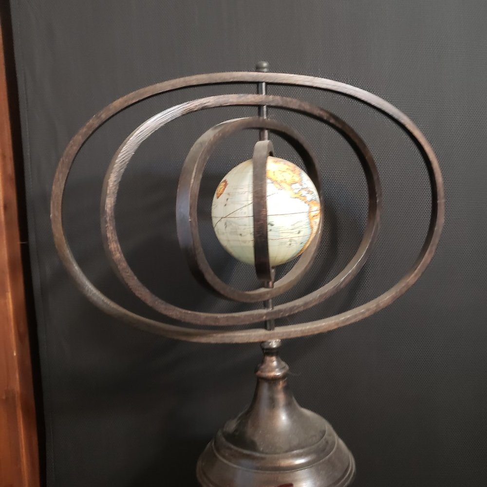 Rotating Globe - Picture 2 of 3